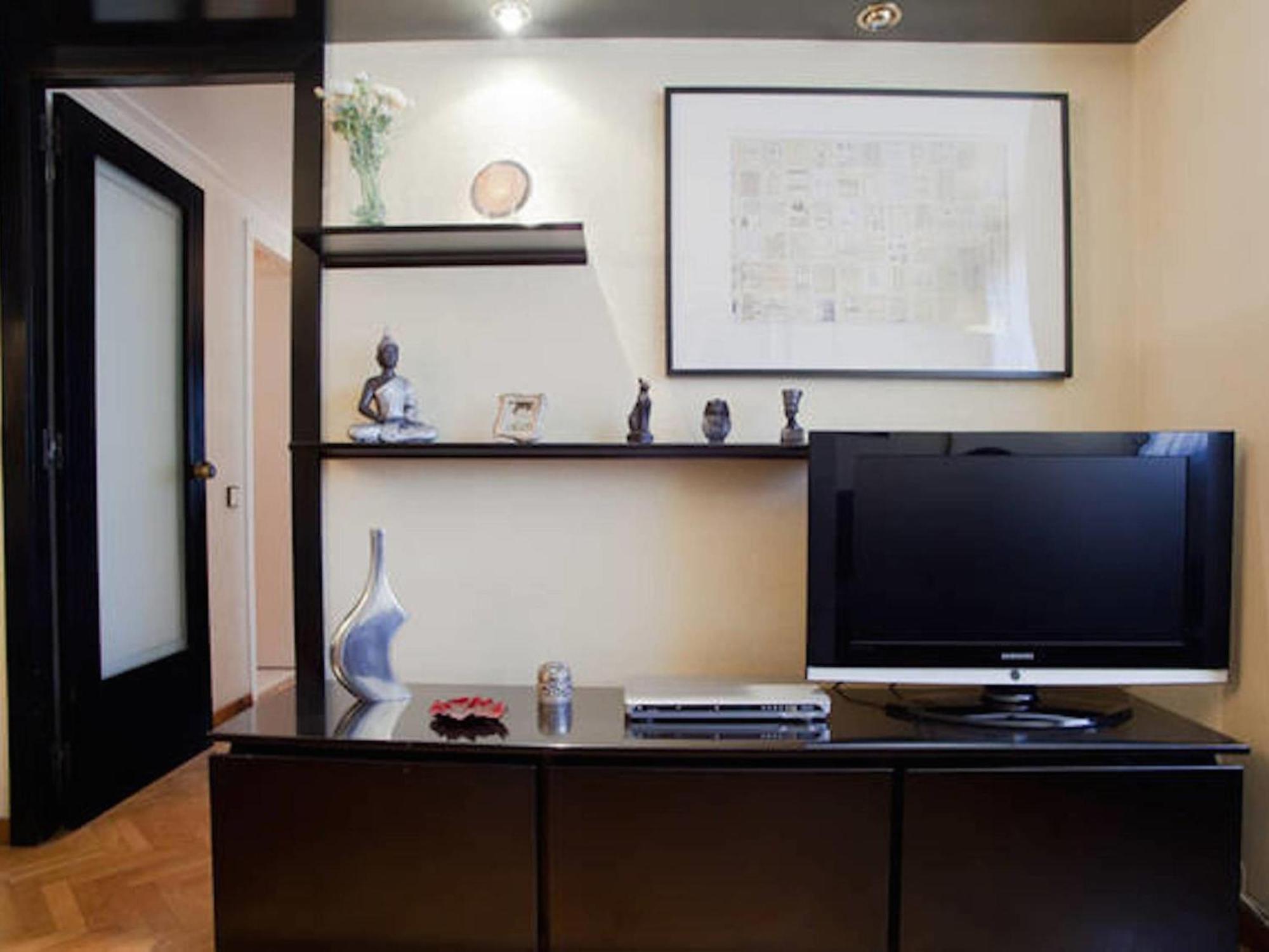 Lets Holidays Apartment In Sant Marti Barcelona Bagian luar foto