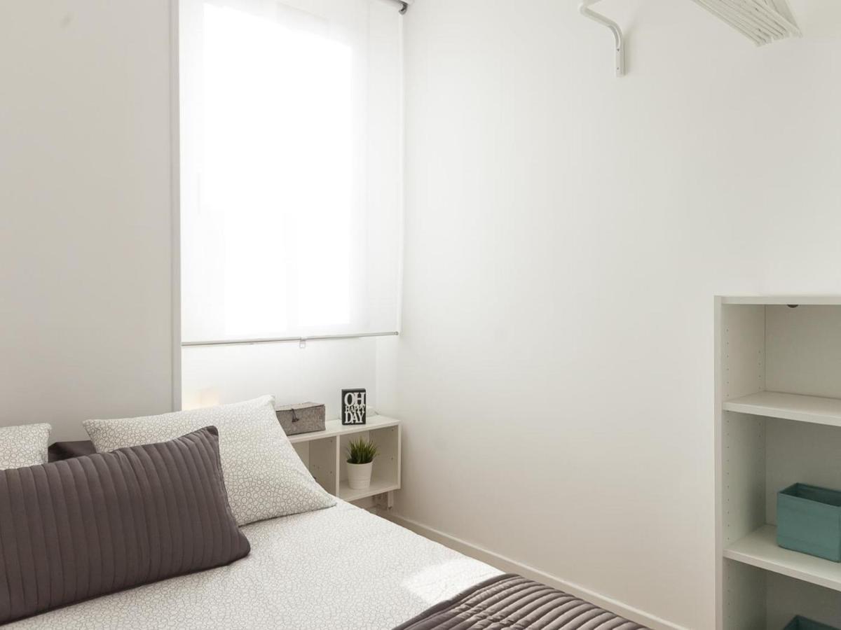Lets Holidays Apartment In Sant Marti Barcelona Bagian luar foto